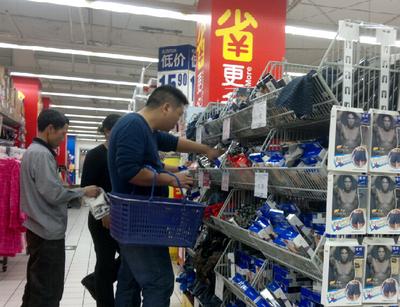 觸感(gan)營銷 超市中(zhong)塑(su)料制品(pin)的觸覺(jiao)體(ti)驗如何(he)影(ying)響(xiang)銷售(shou)